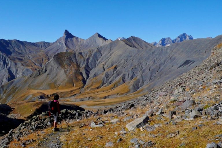 Rando Champsaur Champoleon Ecrins Accompagnateur Artmontana Randonnées En Montagne Avec Marianna 